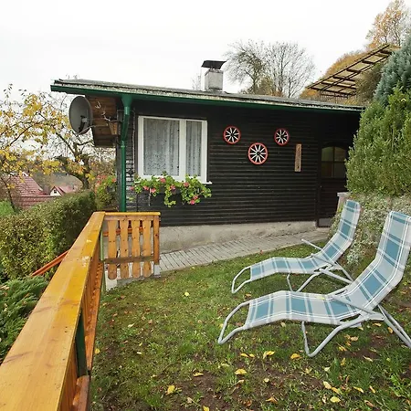 Holiday Thuringer Ferienhauschen 1 *